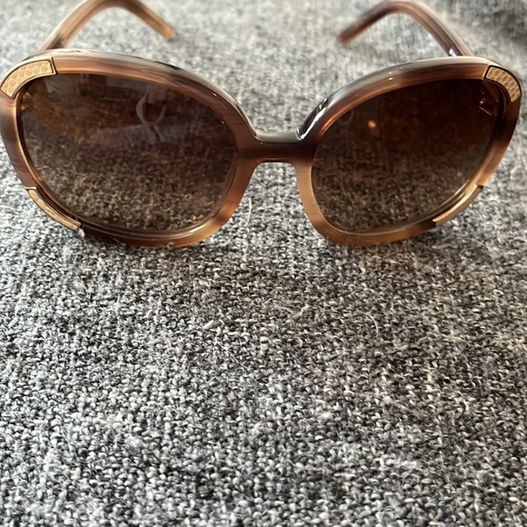 Chloe sunglasses! - Picture 5 of 6